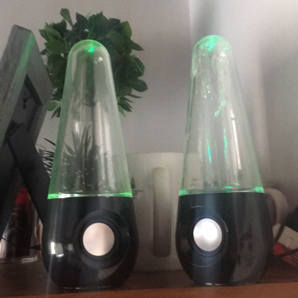 SOLD Bluetooth Water Speakers - Picture 3 of 3